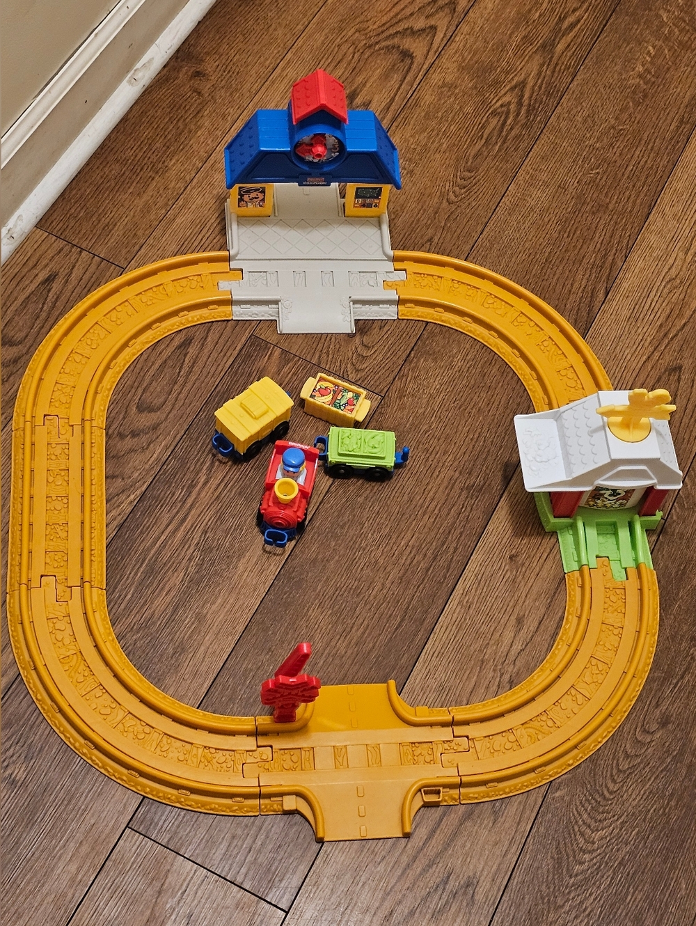 Fisher Price Little People Wheelies Connect N Play Railway Train Set Sound Works